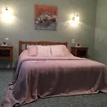 Domaine De Lascaux 住宿加早餐酒店 3*