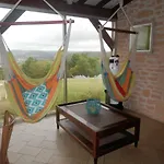 Domaine De Lascaux Bed and breakfast