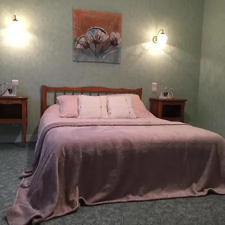 Domaine De Lascaux Bed & Breakfast *