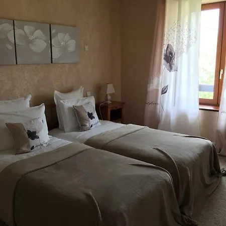 Domaine De Lascaux