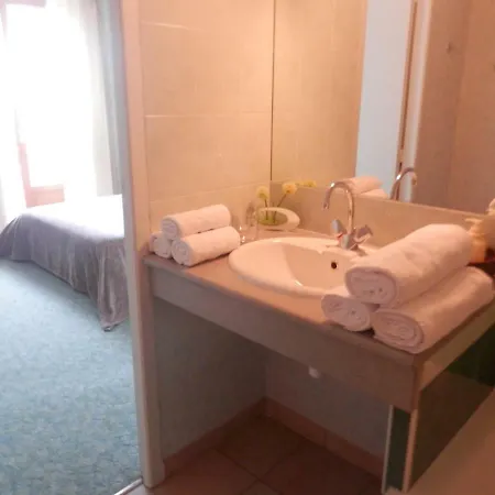 Domaine De Lascaux Bed & Breakfast Montignac-Lascaux