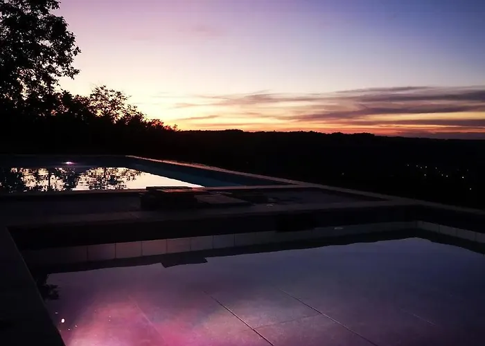 Domaine De Lascaux Couette-café